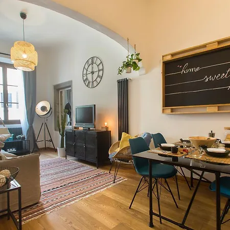 Duomo Super Central 2 Bedrooms Appartamento